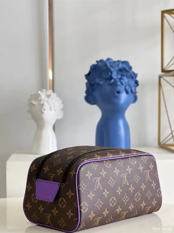 Frstbag ru TOILET POUCH LOUIS VUITTON DOPP KIT 0508